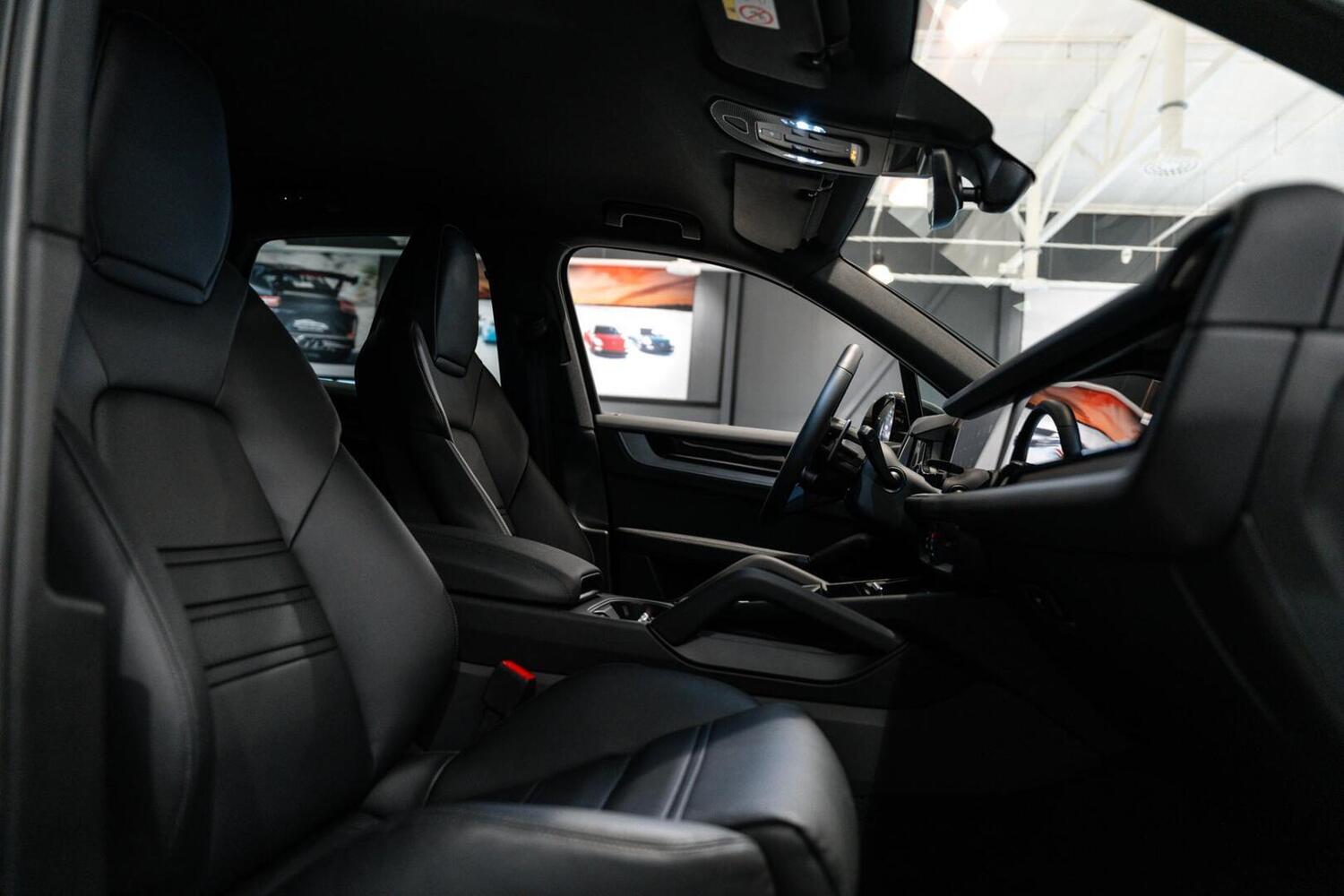 Porsche Cayenne vaihtoauto