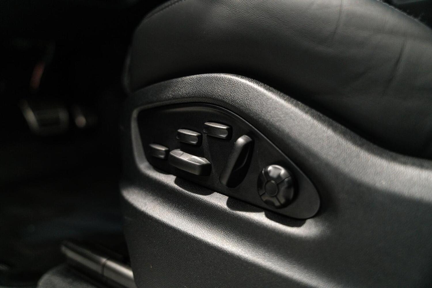 Porsche Cayenne vaihtoauto