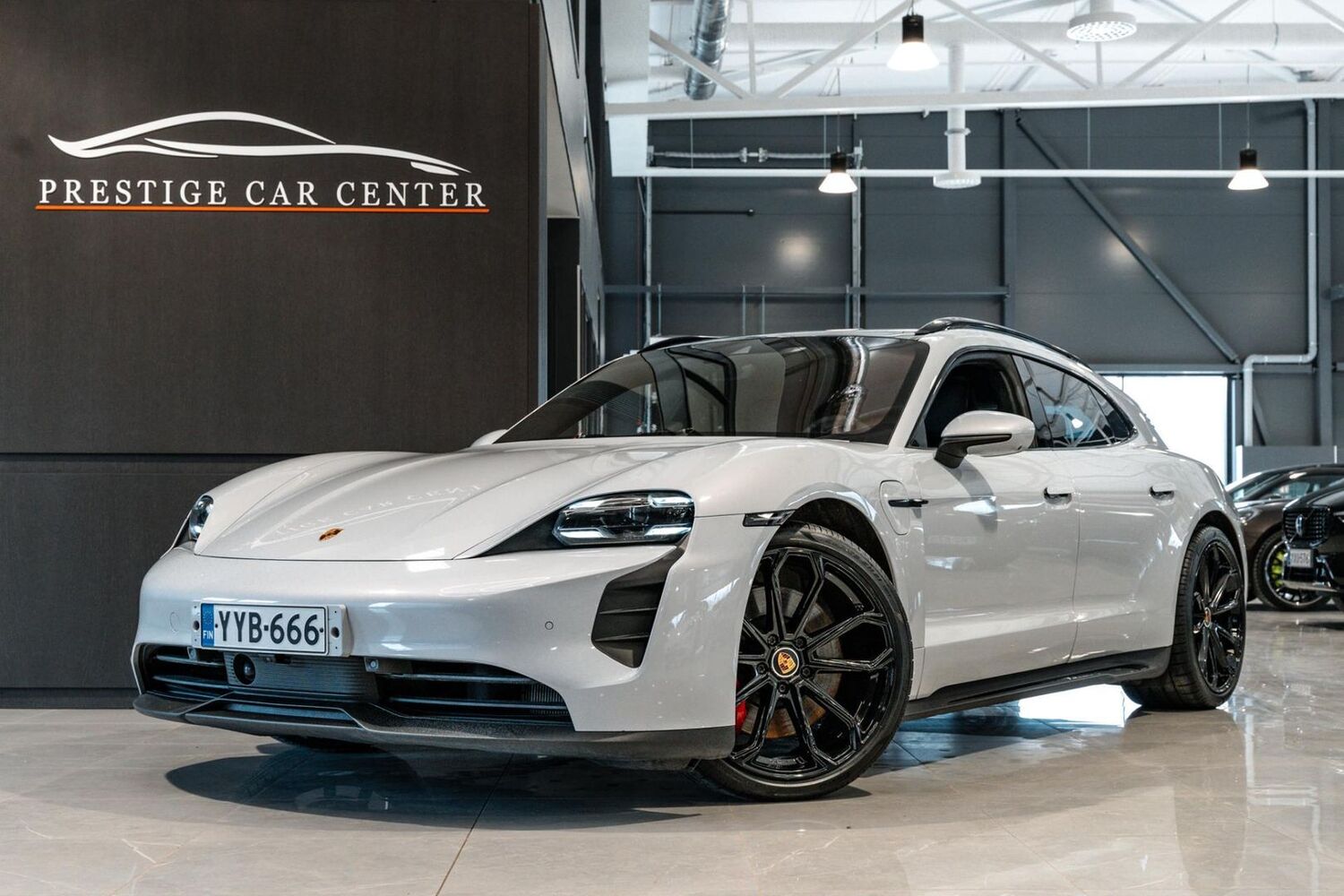 Porsche Taycan vaihtoauto