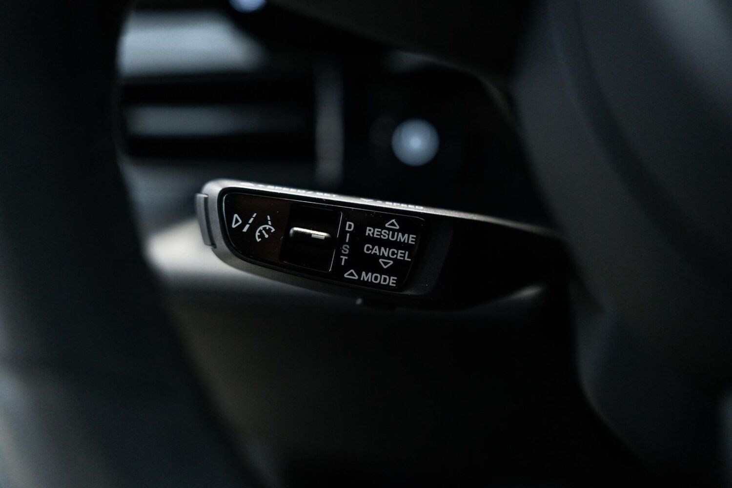 Porsche Taycan vaihtoauto