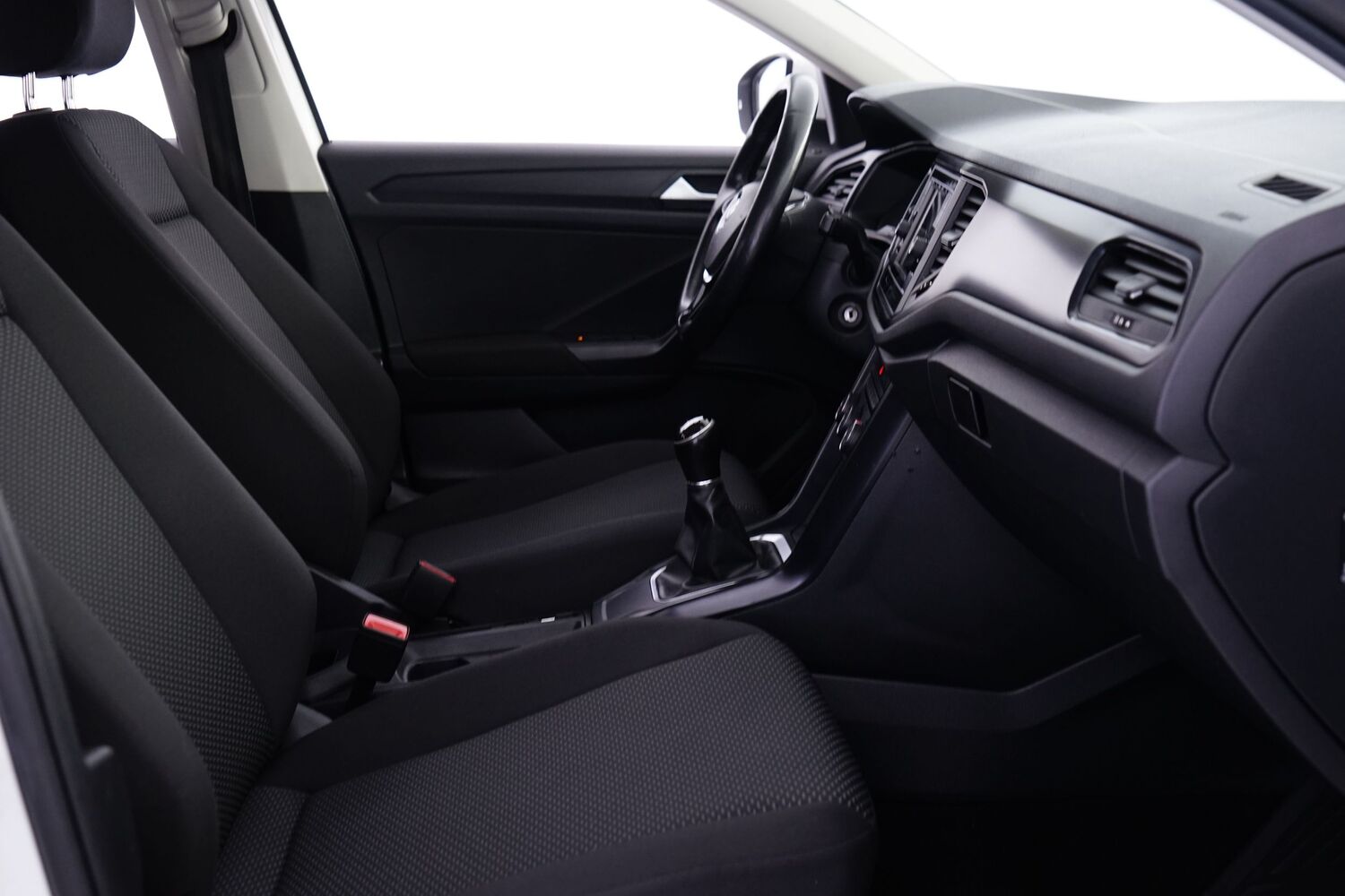 Volkswagen T-Roc vaihtoauto