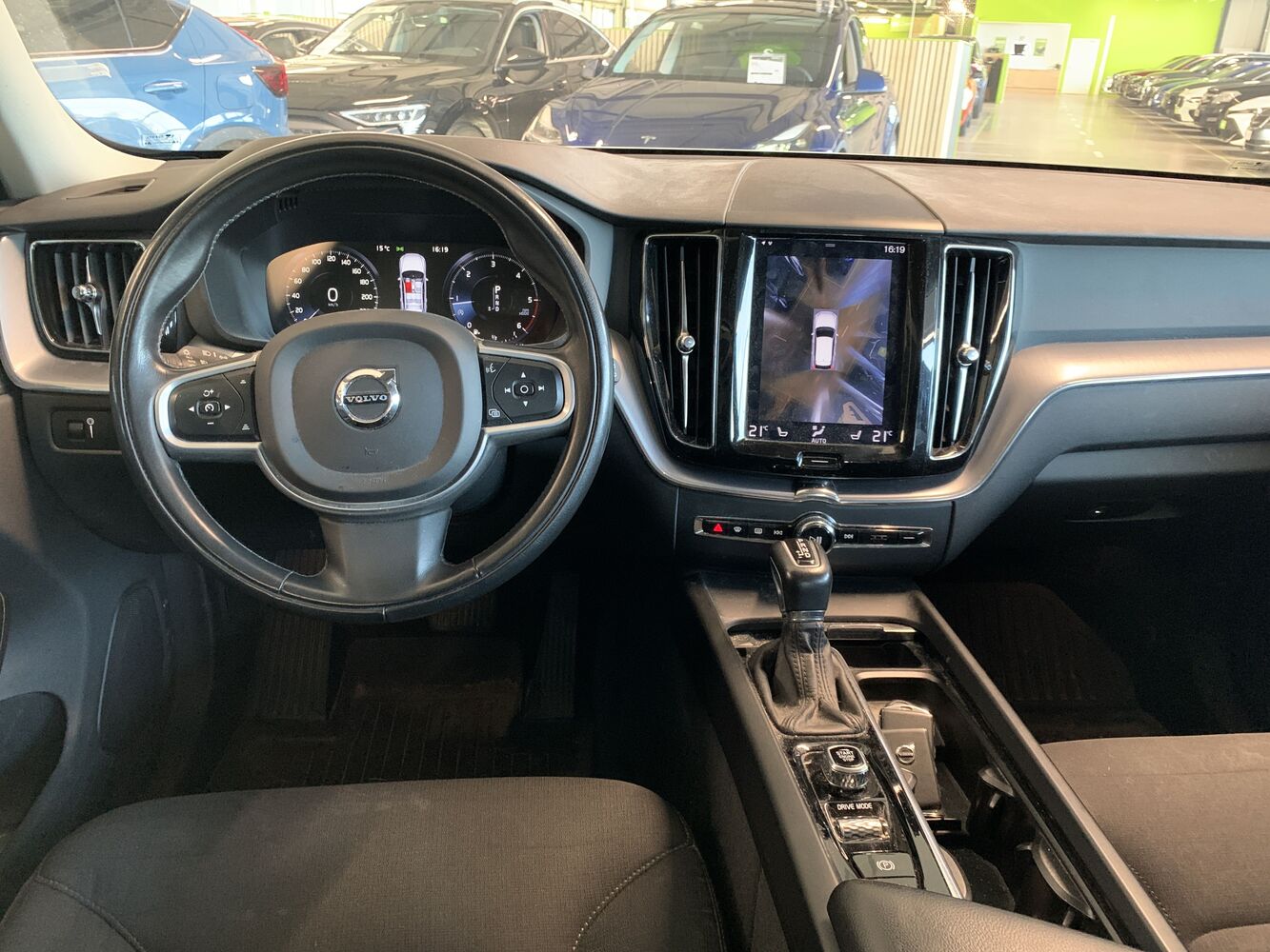 Volvo XC60 vaihtoauto