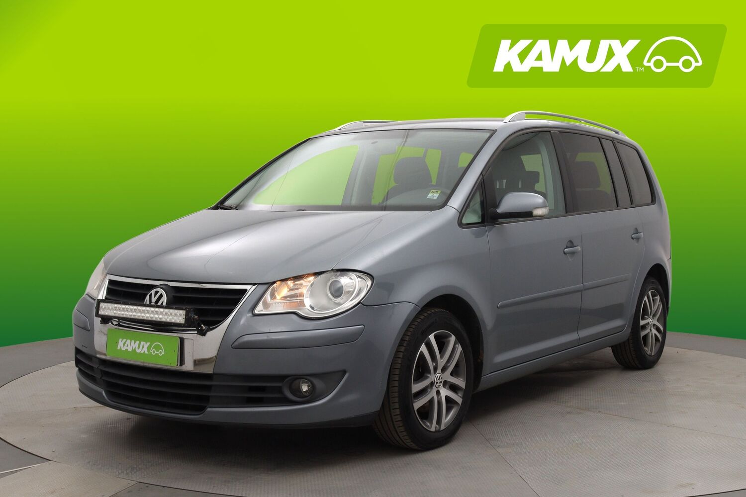 Volkswagen Touran vaihtoauto