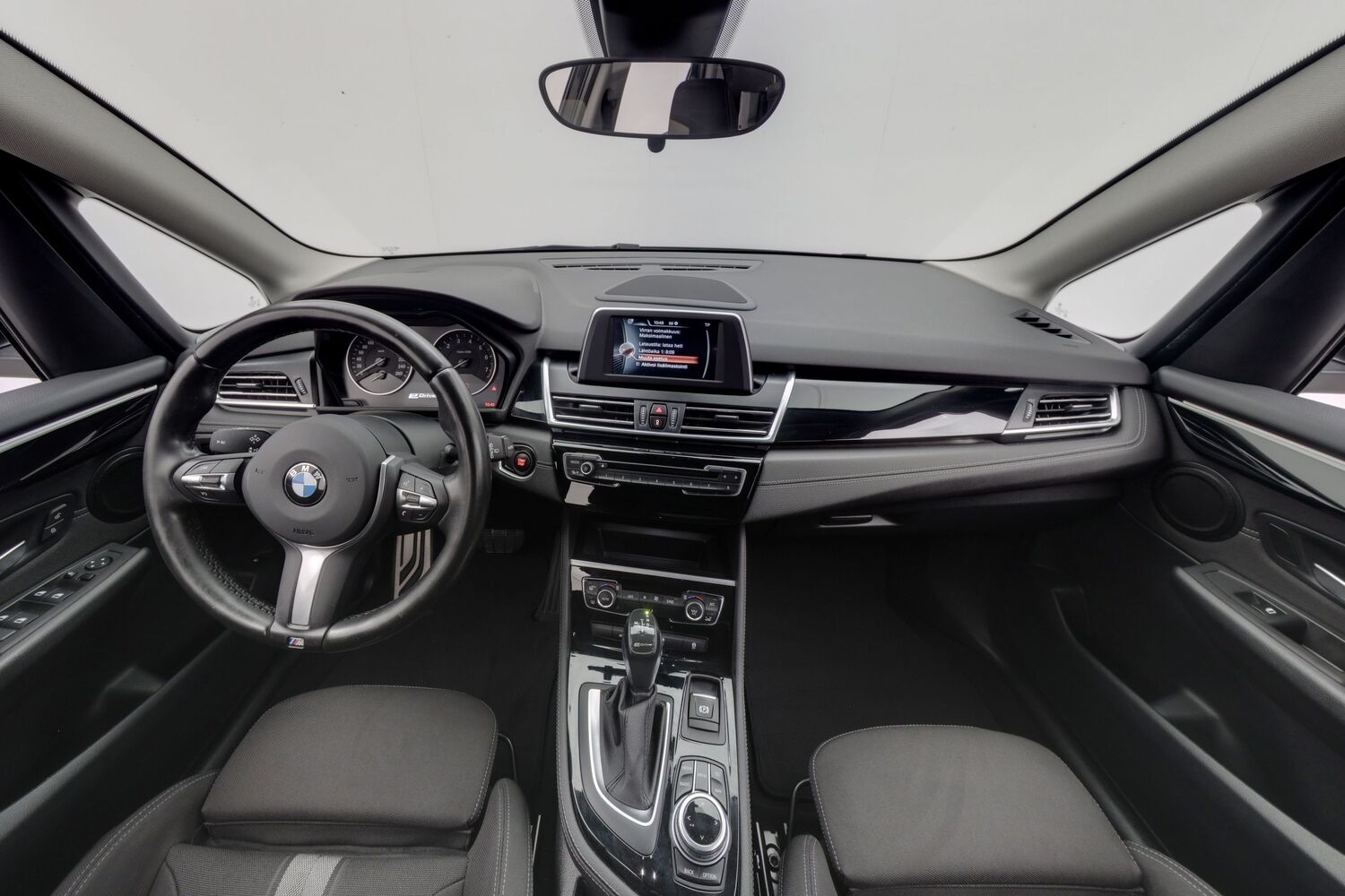 BMW 225 vaihtoauto