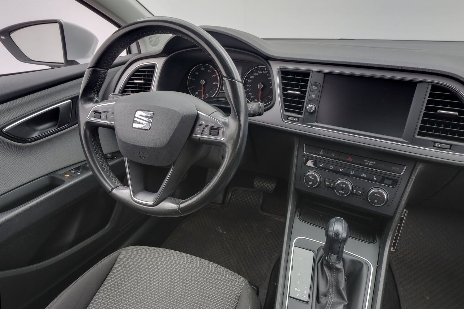 SEAT Leon vaihtoauto