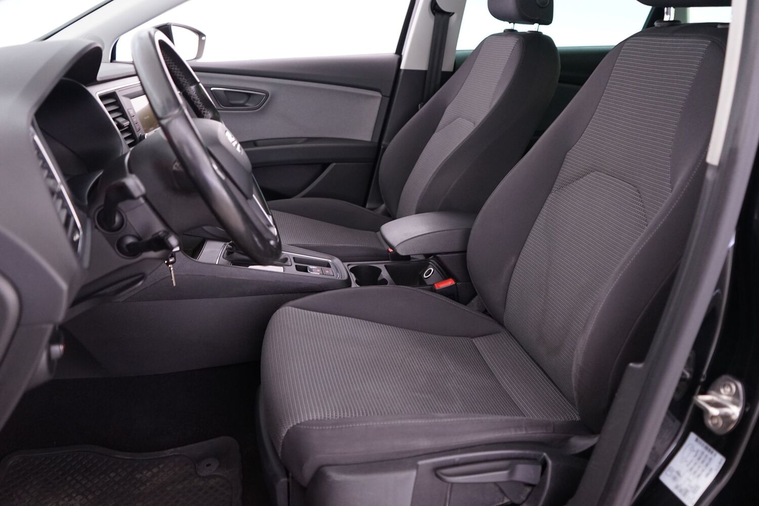 SEAT Leon ST vaihtoauto