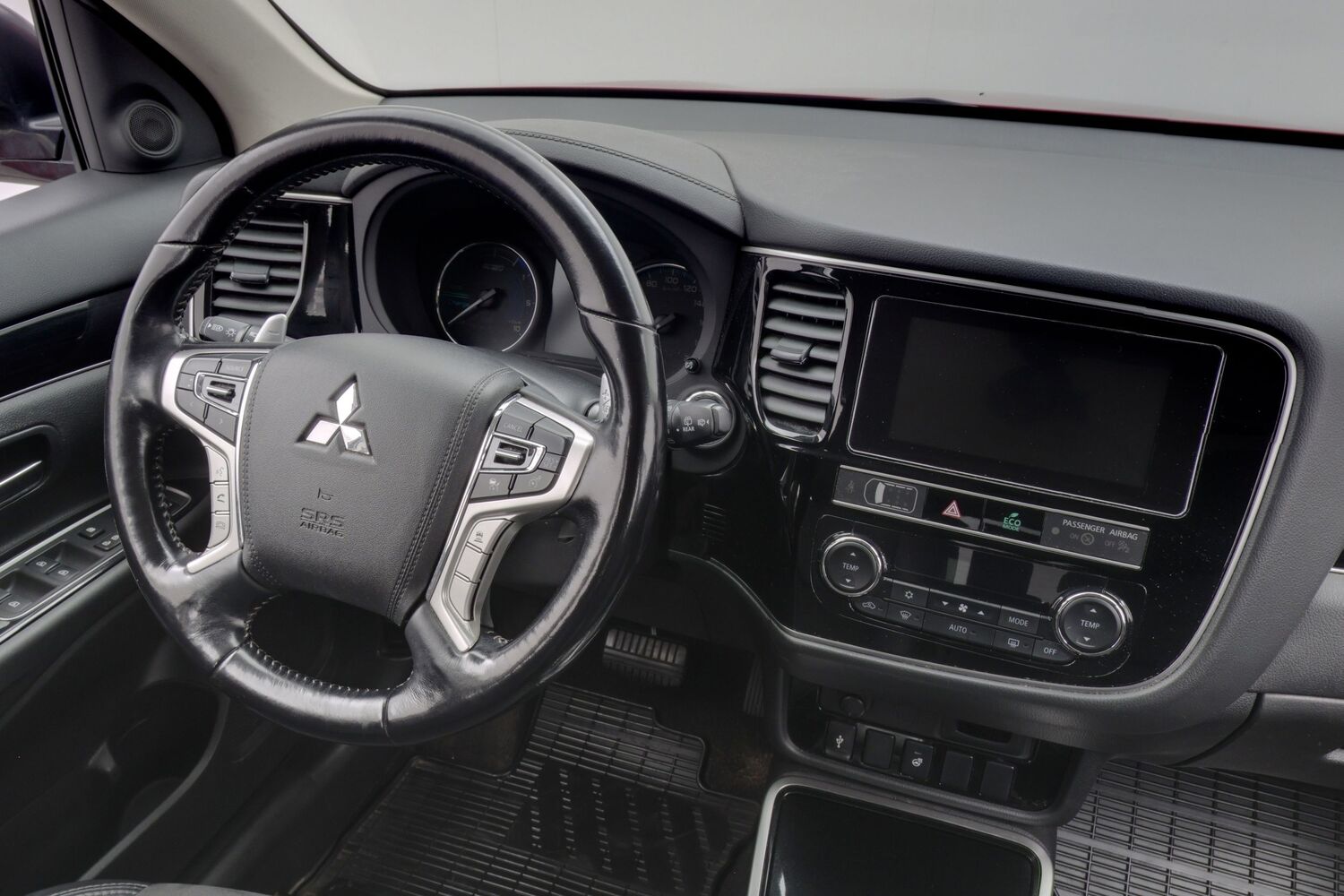 Mitsubishi Outlander PHEV vaihtoauto