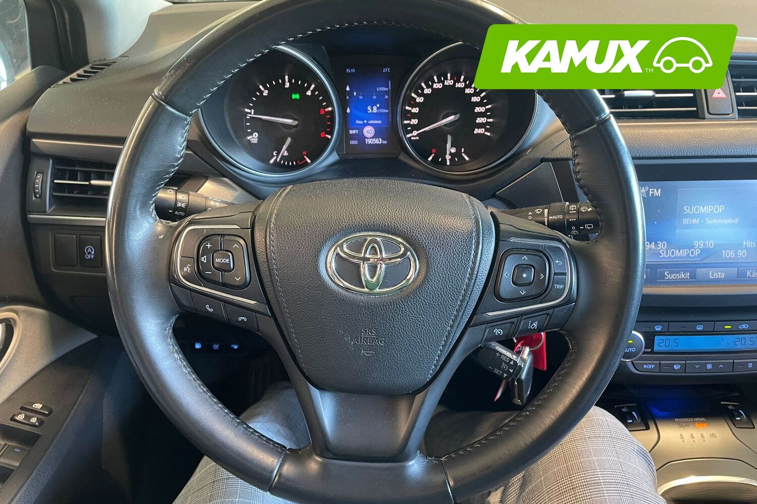 Toyota Avensis vaihtoauto