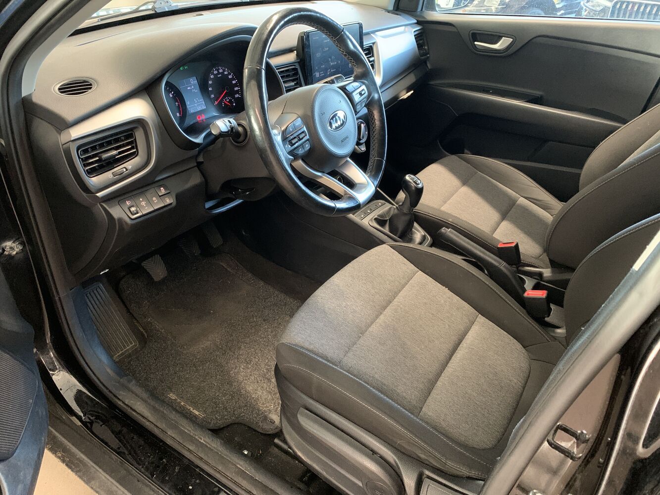 Kia Stonic vaihtoauto