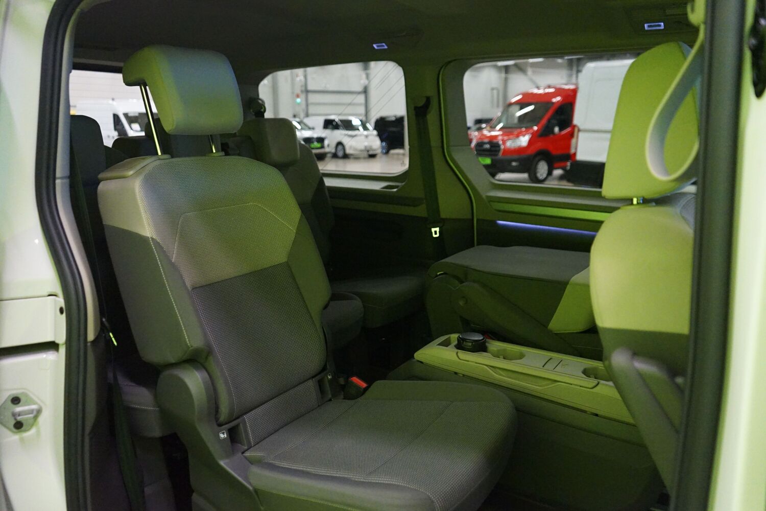 Volkswagen Multivan vaihtoauto