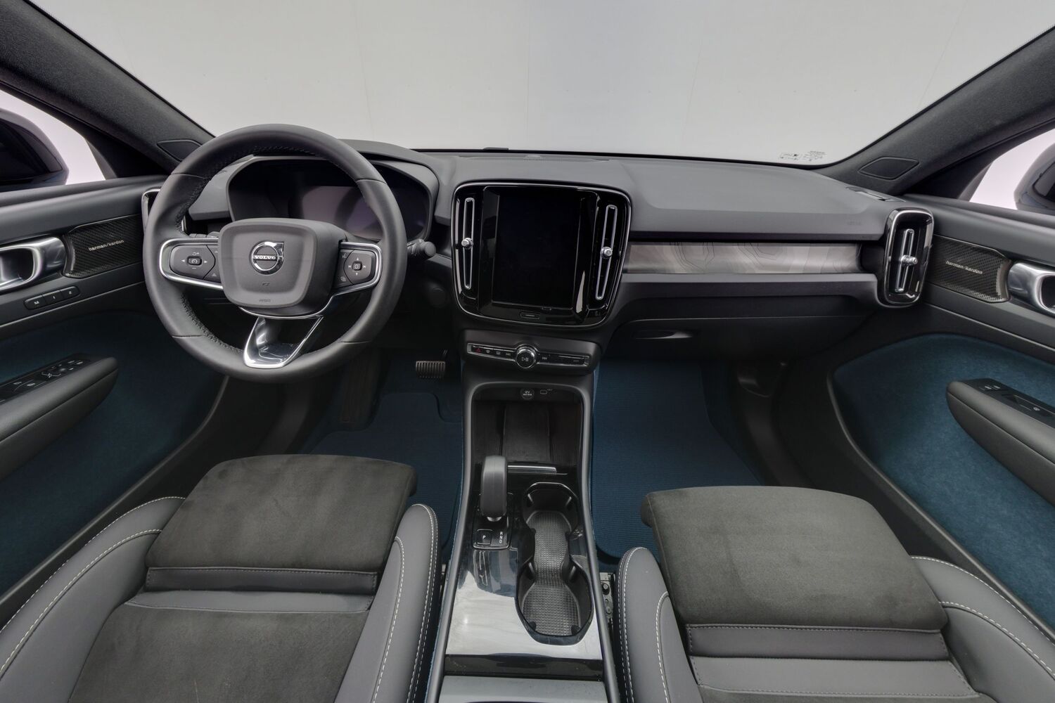 Volvo C40 vaihtoauto