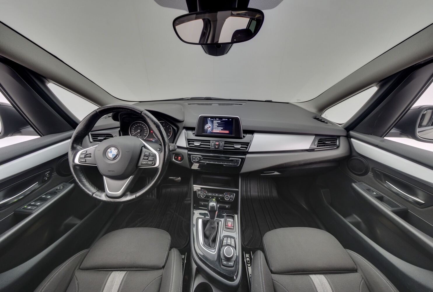 BMW 220 vaihtoauto