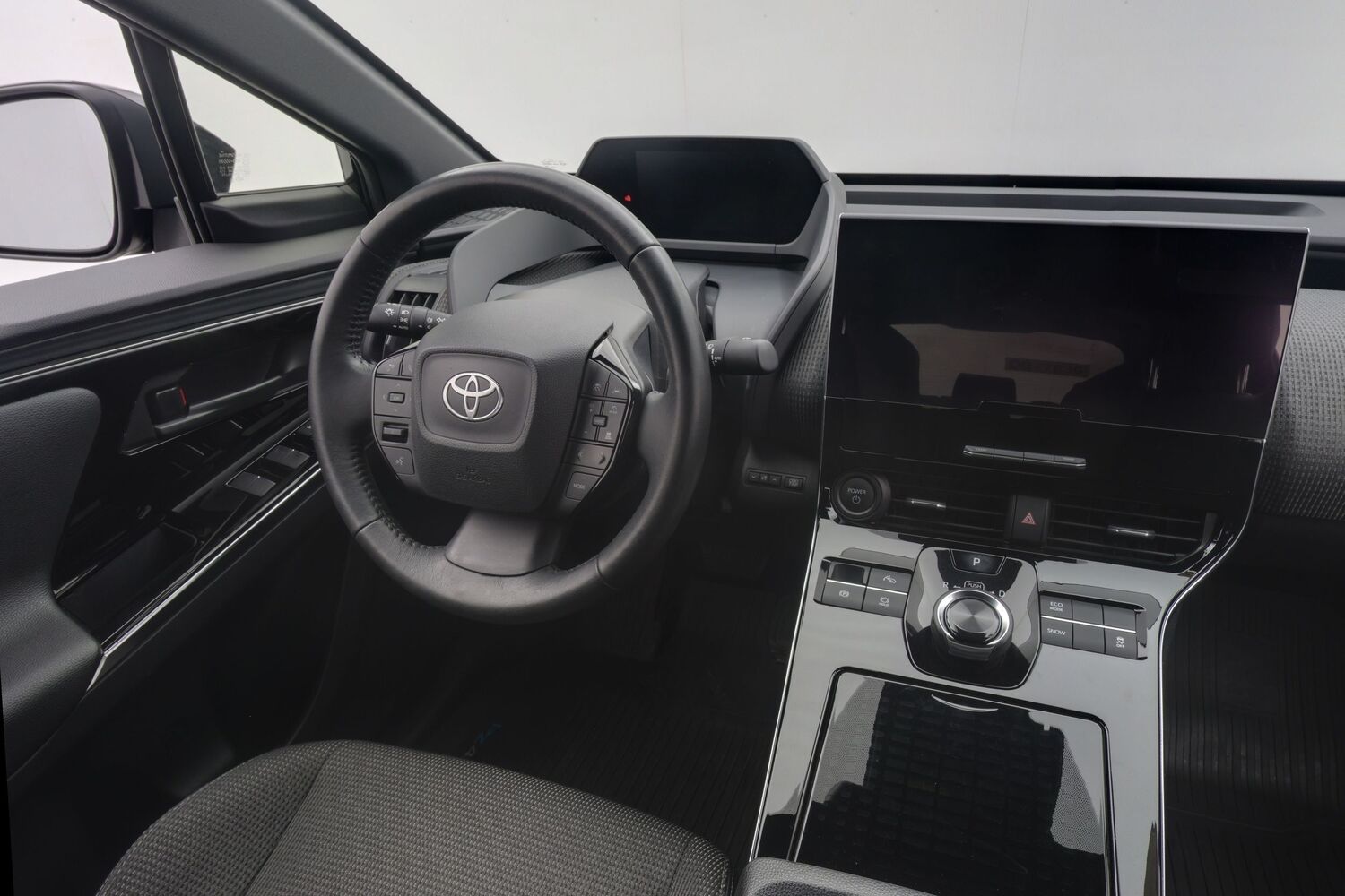 Toyota bZ4X vaihtoauto