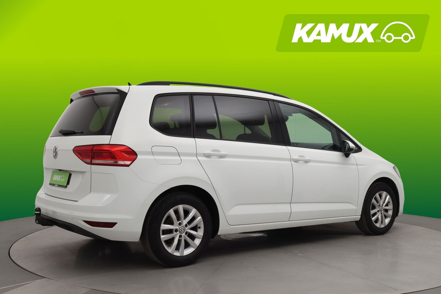 Volkswagen Touran vaihtoauto
