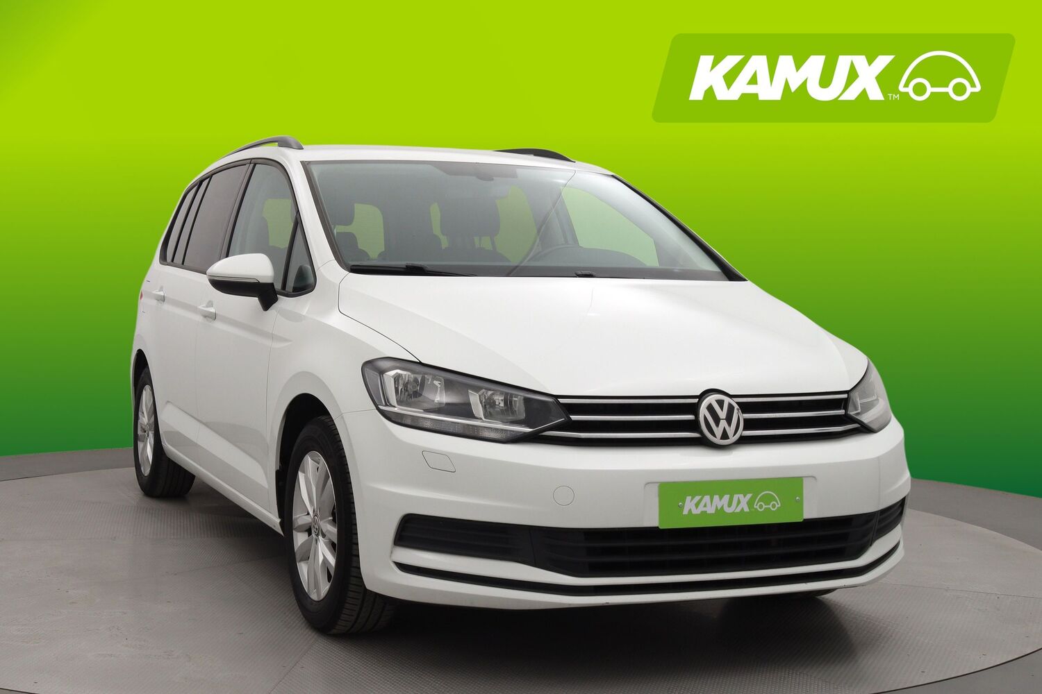 Volkswagen Touran vaihtoauto