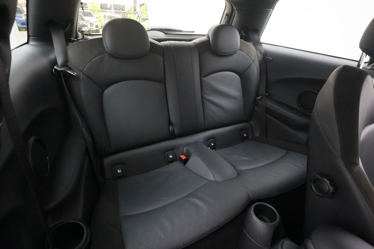Mini Cooper vaihtoauto