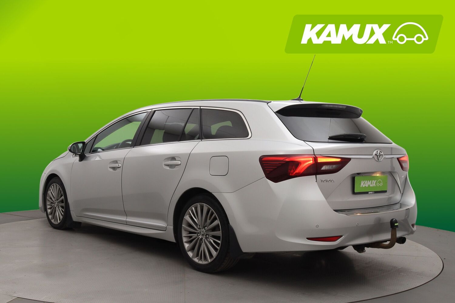 Toyota Avensis vaihtoauto