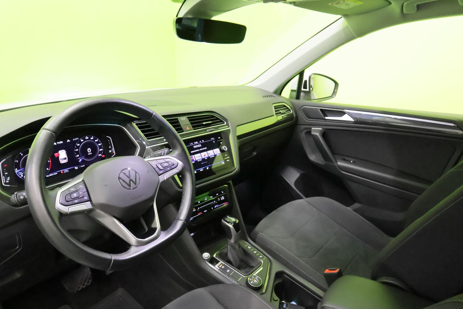 Volkswagen Tiguan vaihtoauto