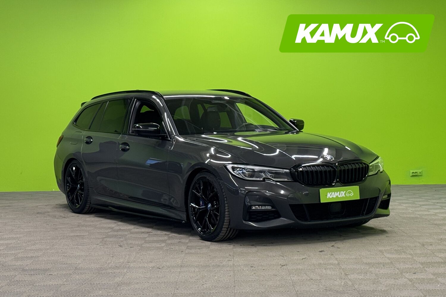 BMW 330 vaihtoauto