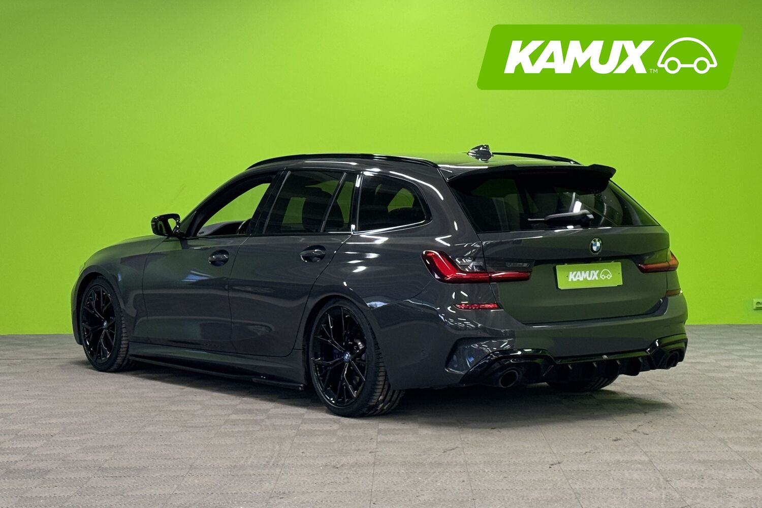 BMW 330 vaihtoauto