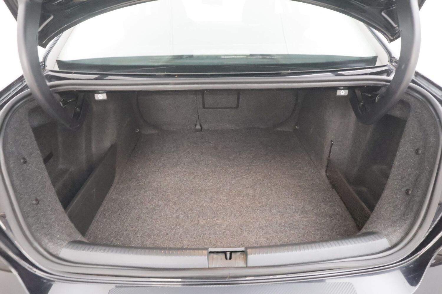Volkswagen Jetta vaihtoauto