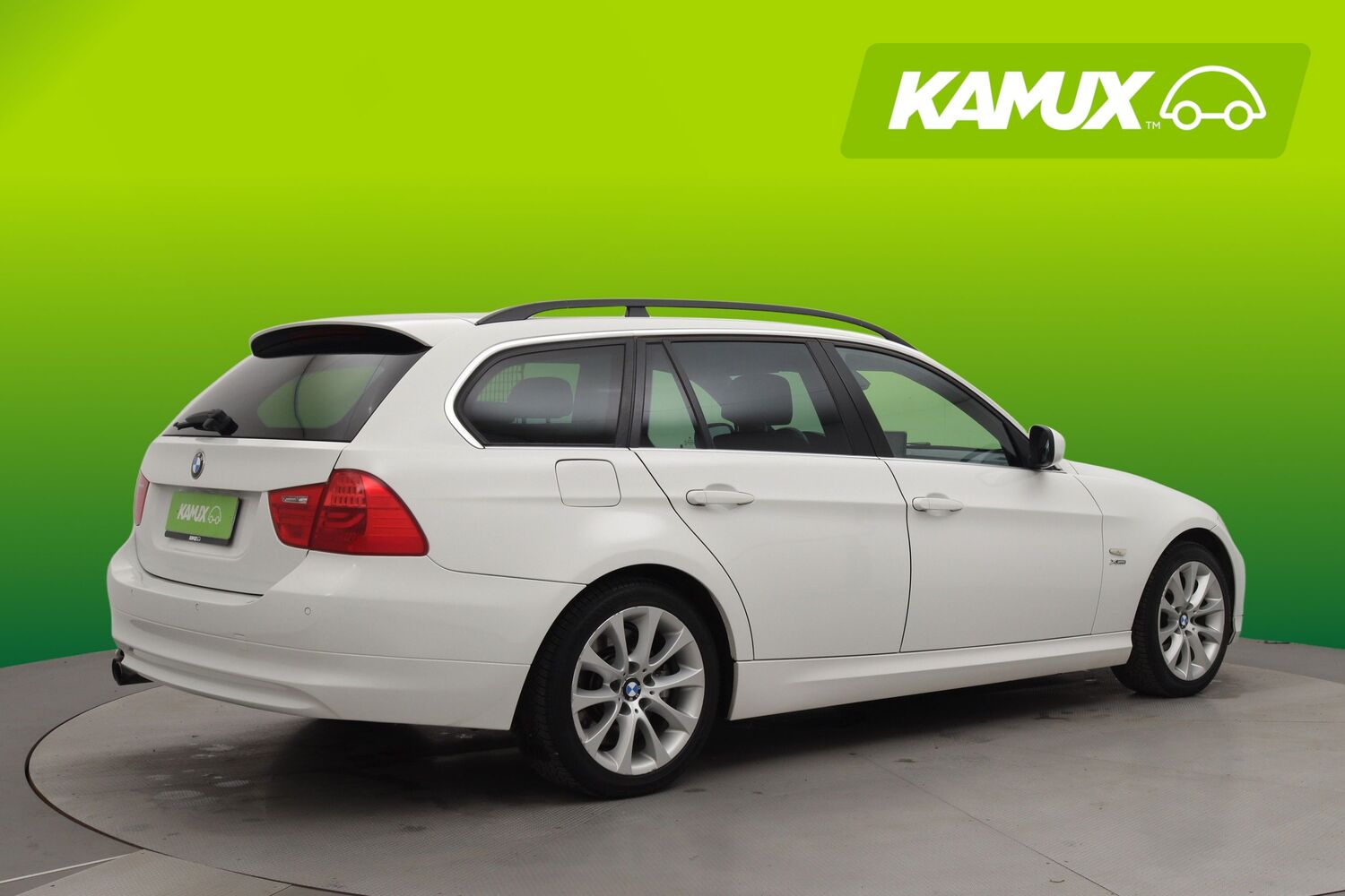 BMW 330 vaihtoauto