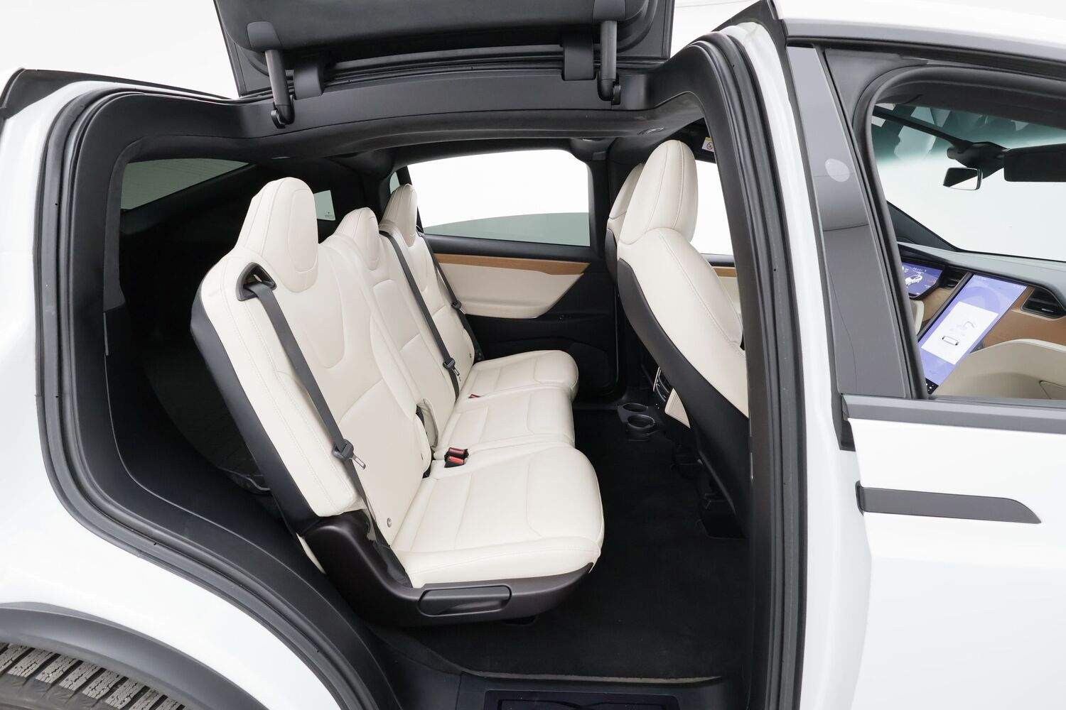 Tesla Model X vaihtoauto