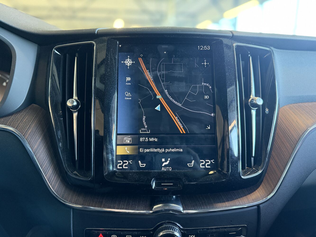 Volvo XC60 vaihtoauto