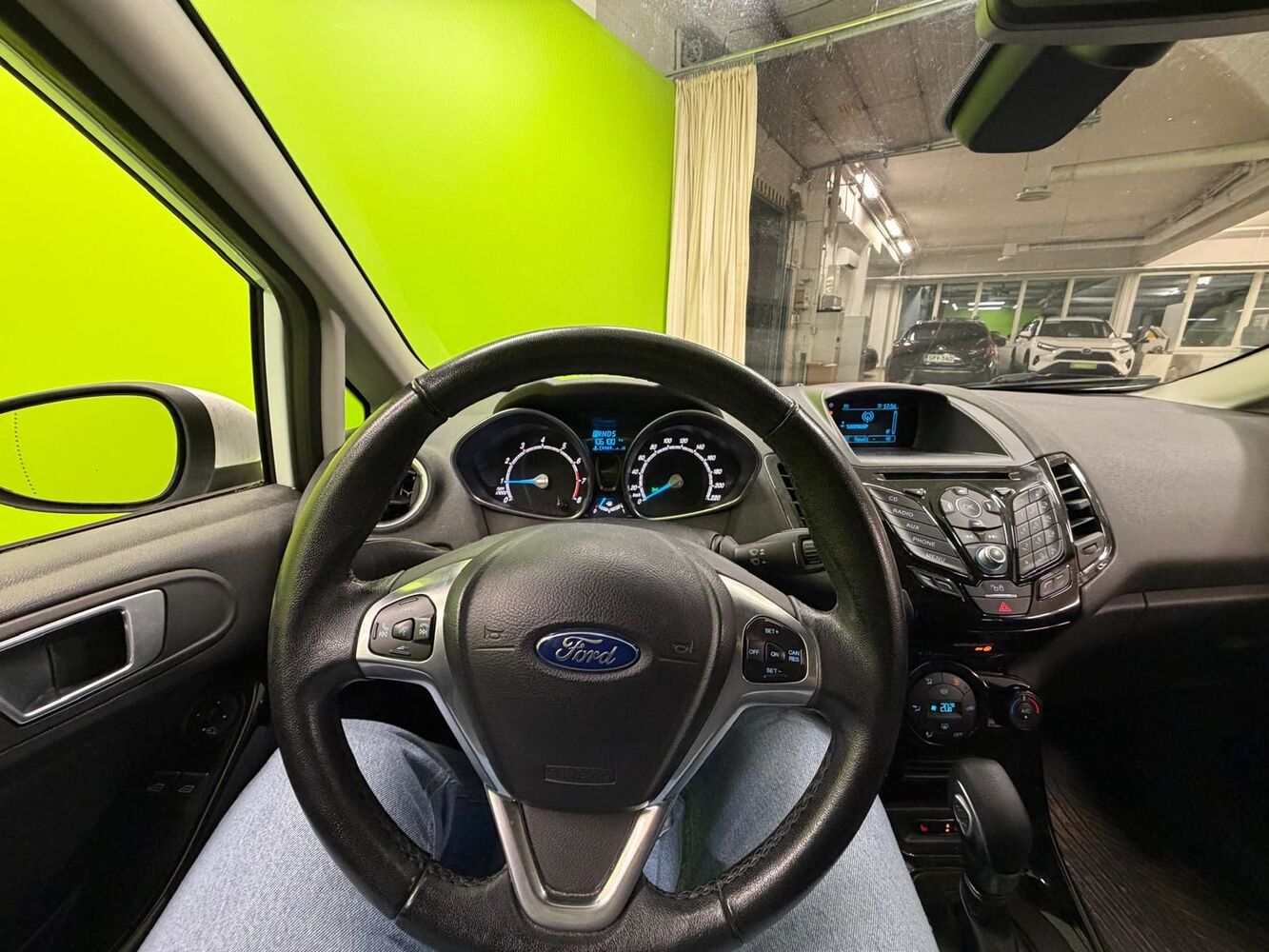 Ford Fiesta vaihtoauto