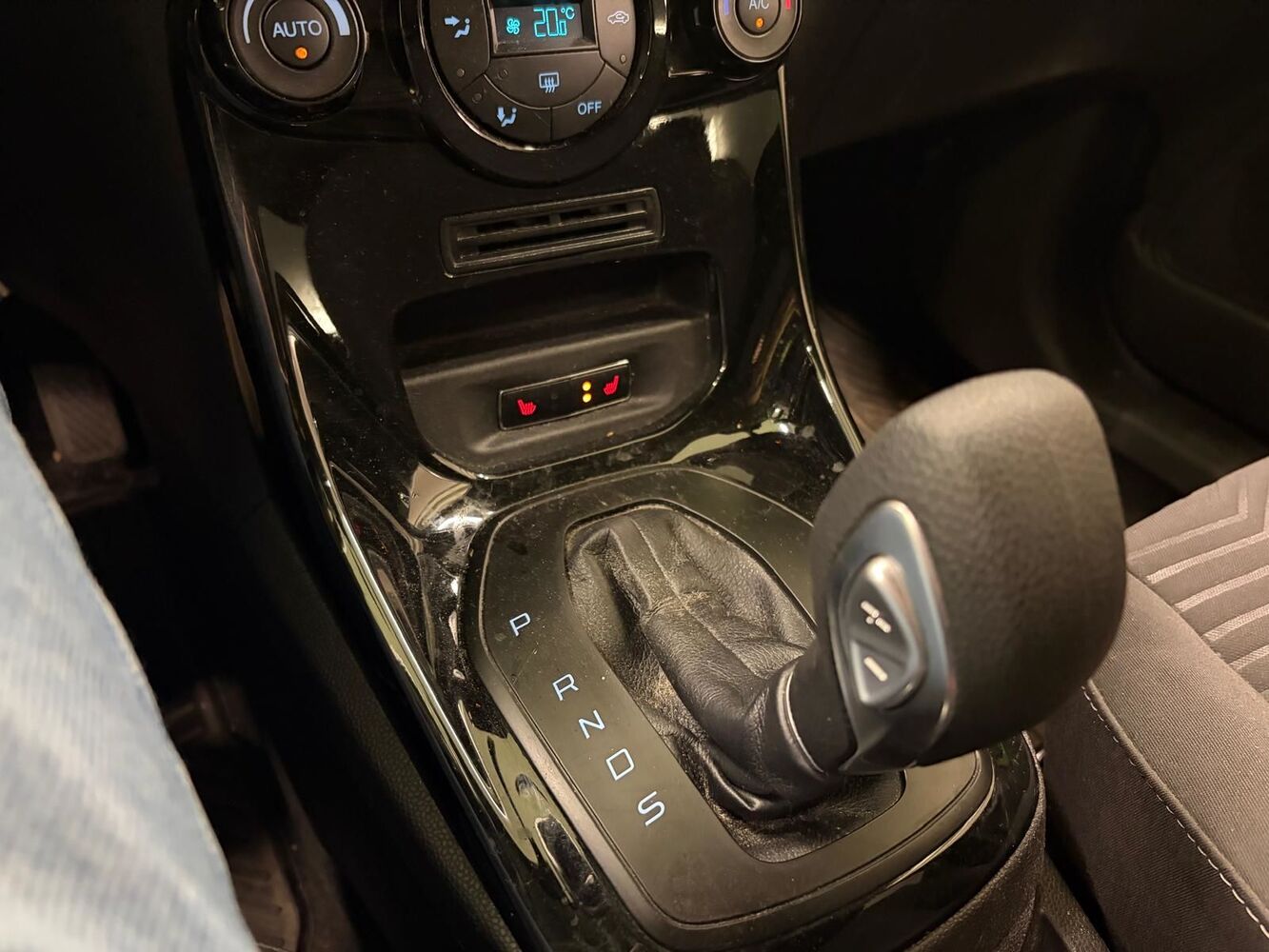 Ford Fiesta vaihtoauto