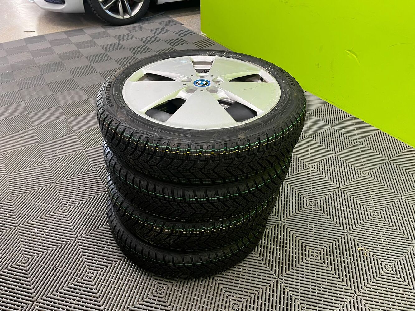 BMW i3 vaihtoauto