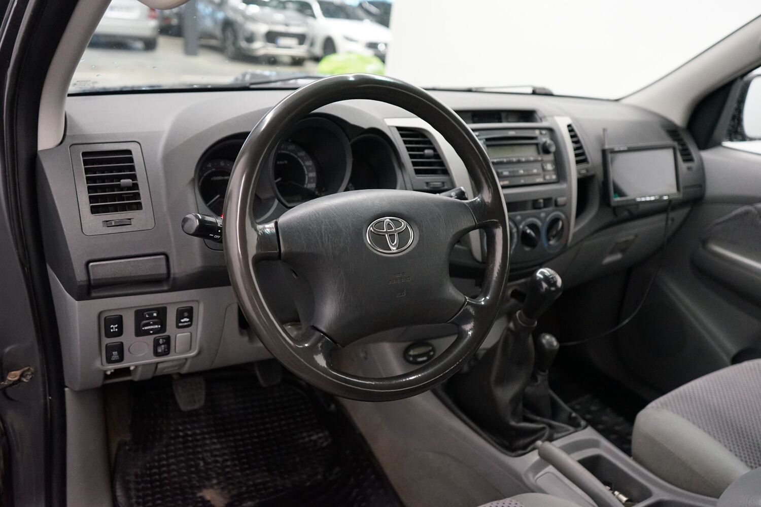 Toyota Hilux vaihtoauto