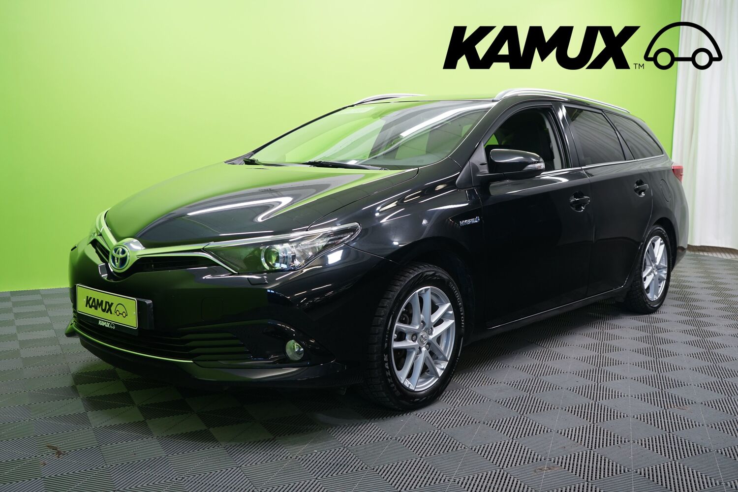 Toyota Auris vaihtoauto