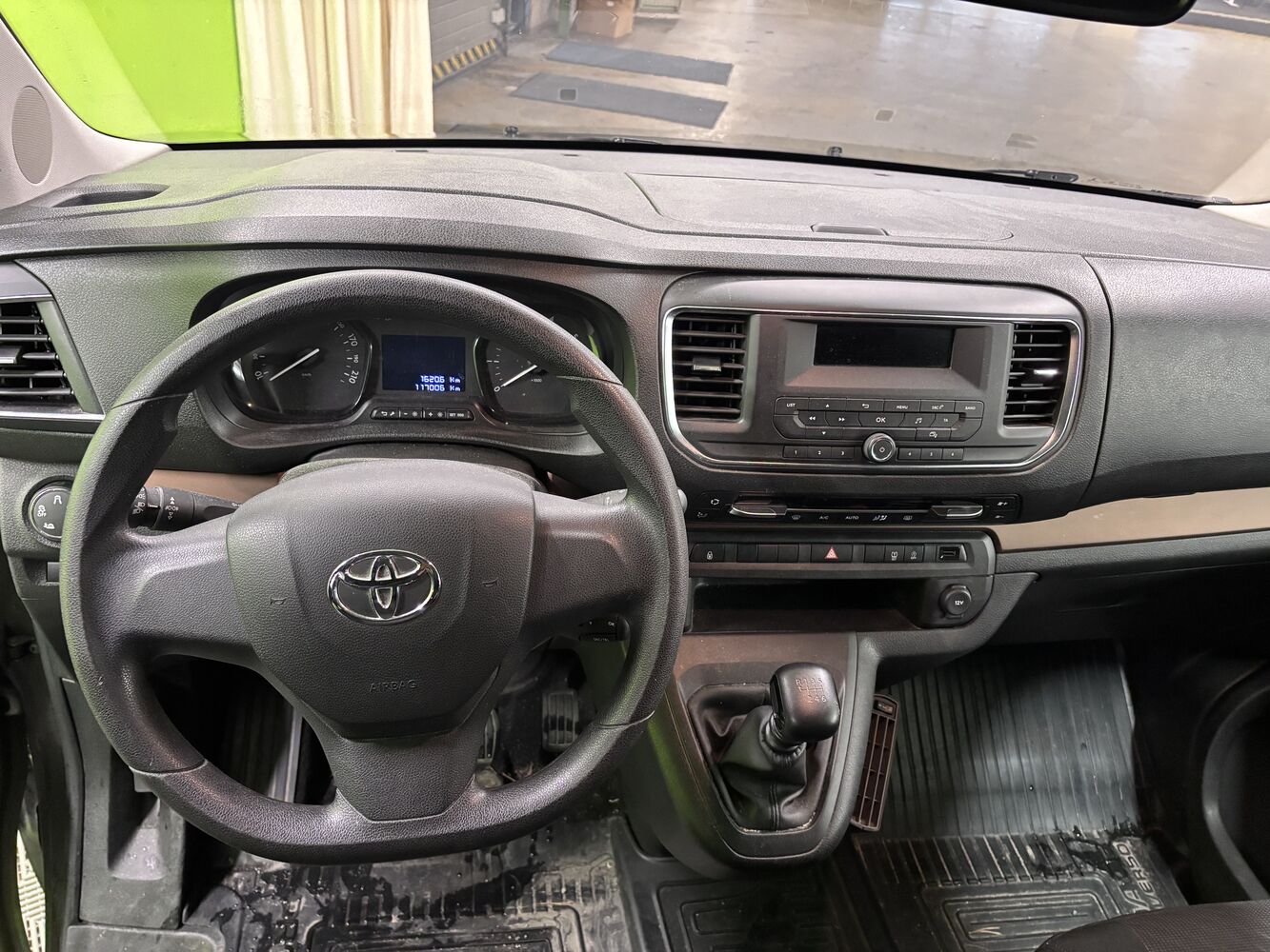 Toyota Proace Verso vaihtoauto