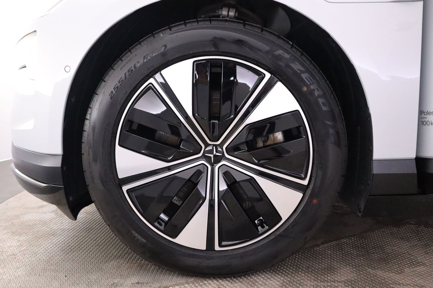 Polestar 4 vaihtoauto