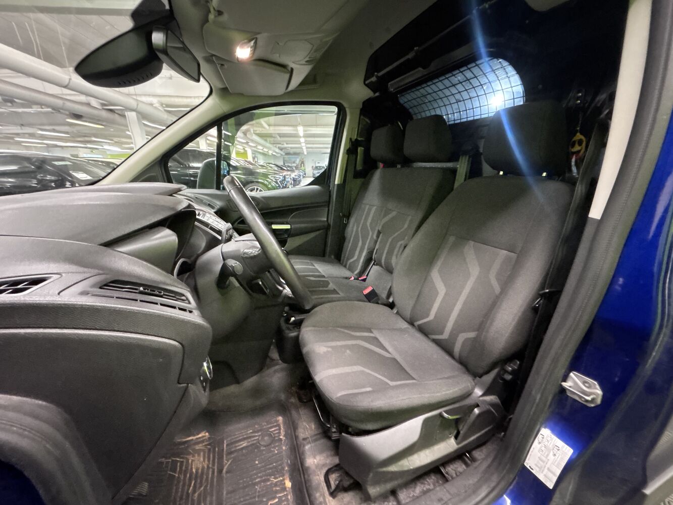 Ford Transit Connect vaihtoauto
