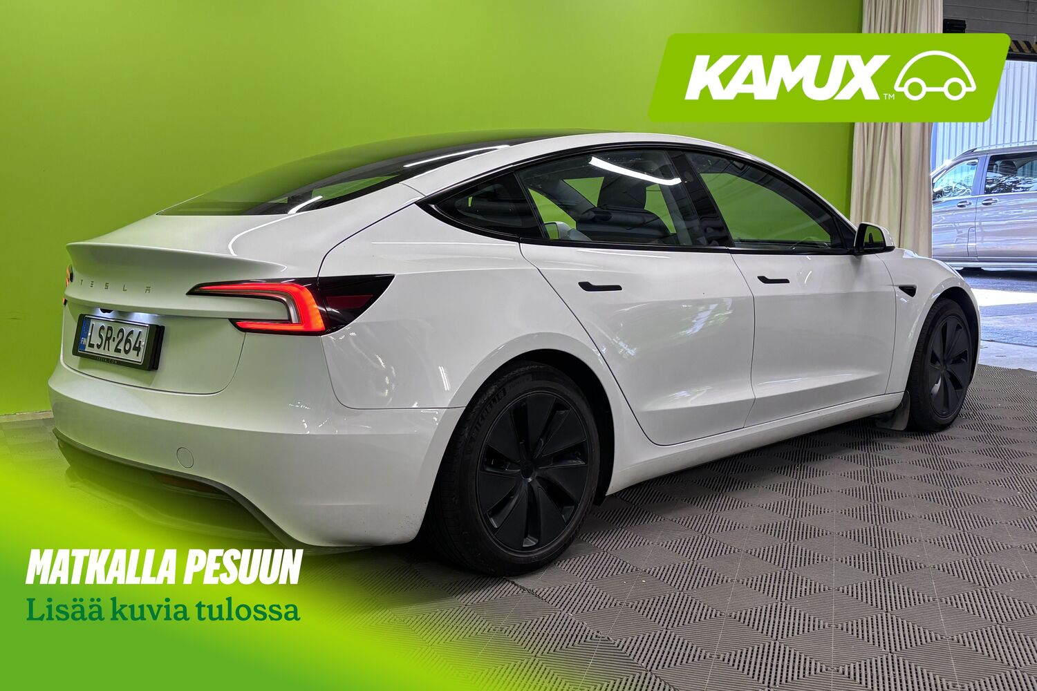 Tesla Model 3 vaihtoauto