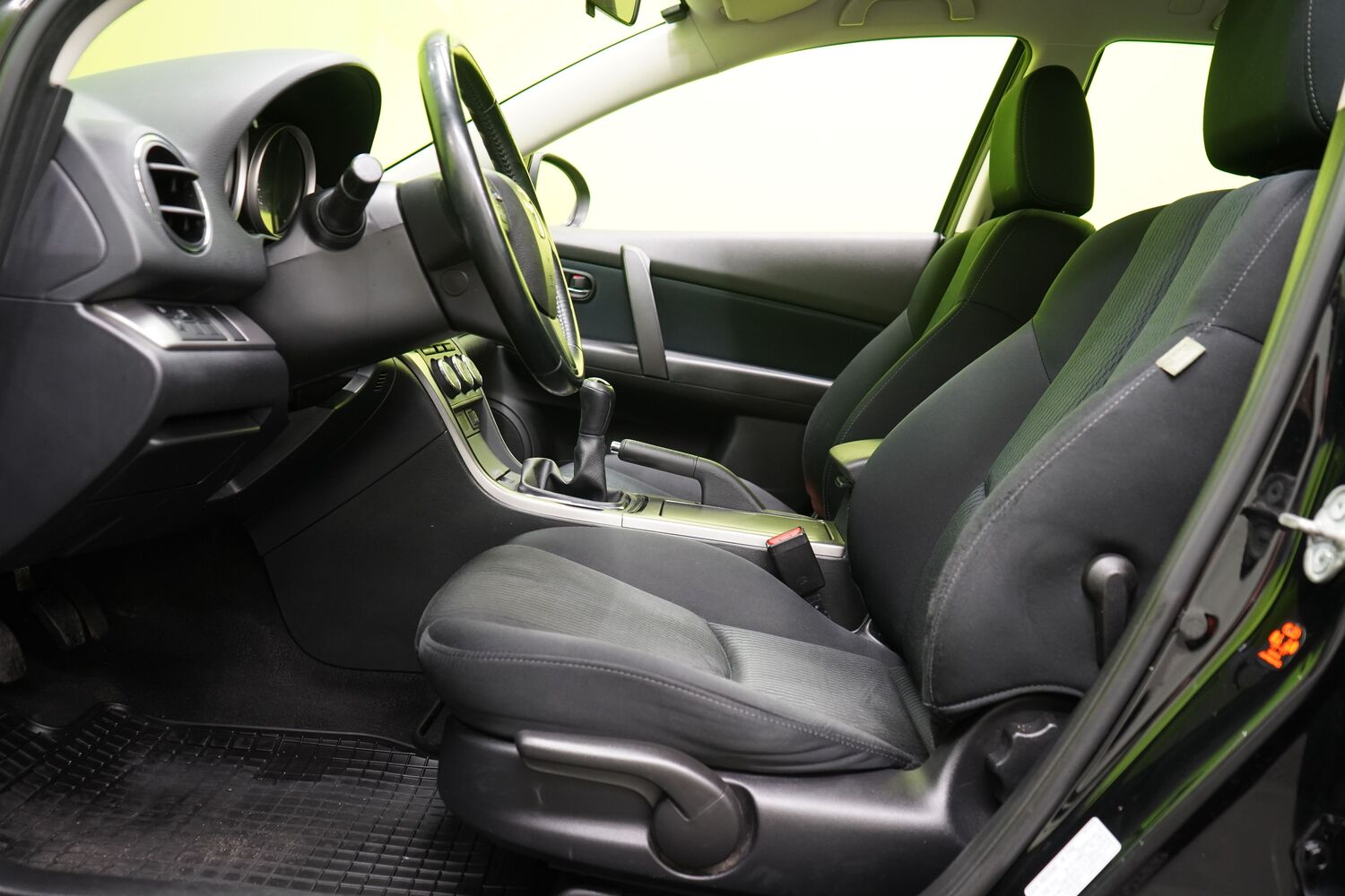 Mazda 6 vaihtoauto