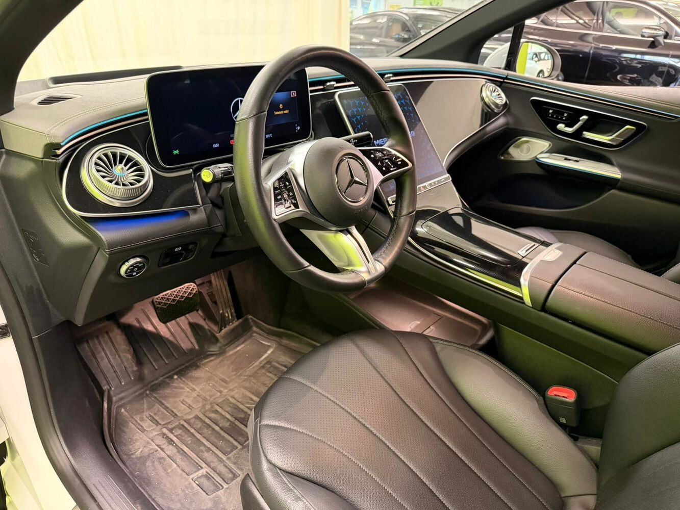 Mercedes-Benz EQE vaihtoauto