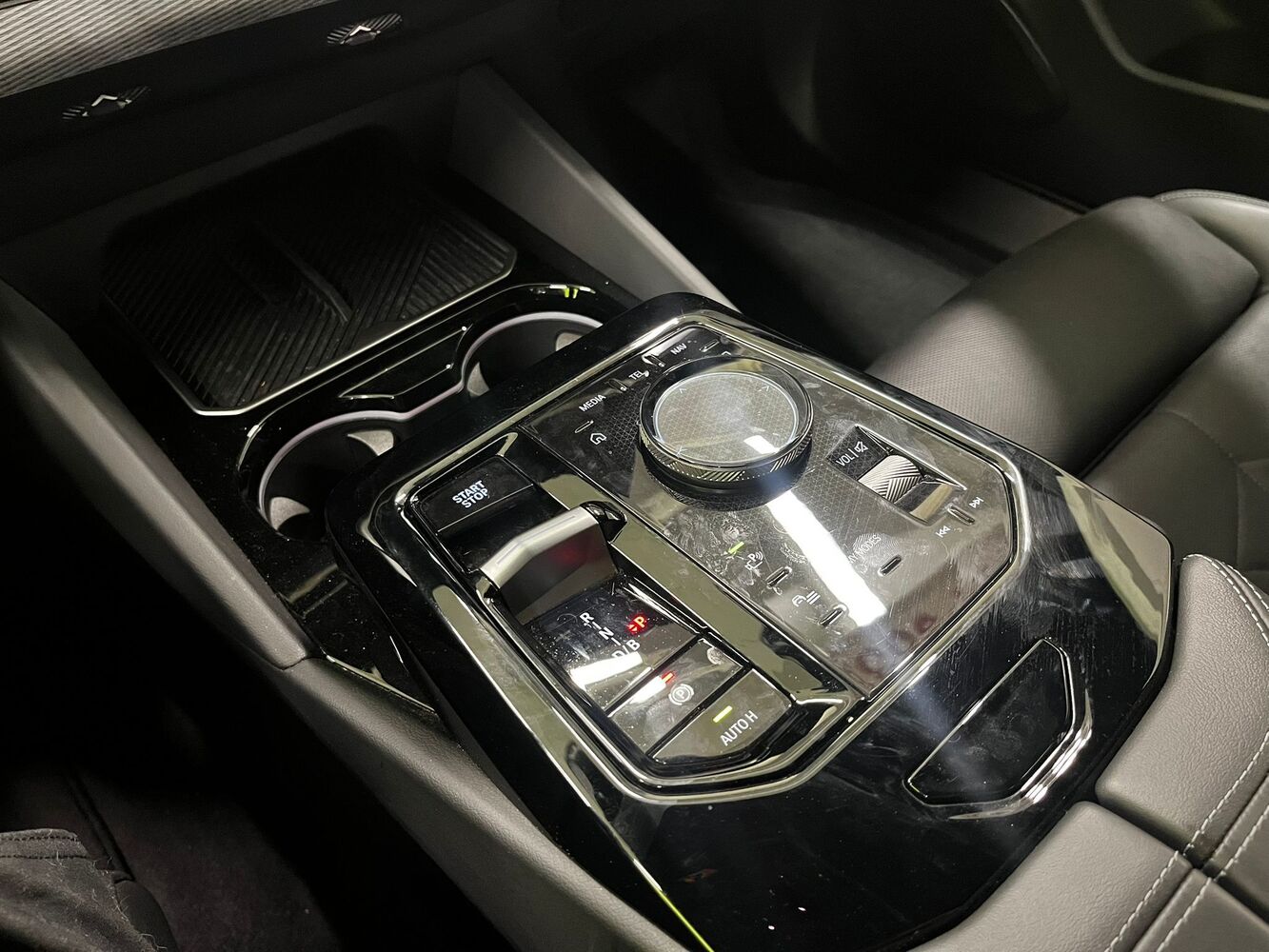 BMW i5 vaihtoauto