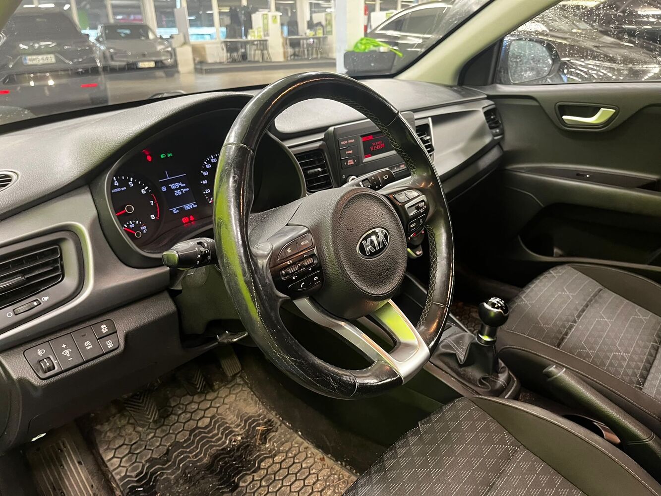 Kia Rio vaihtoauto