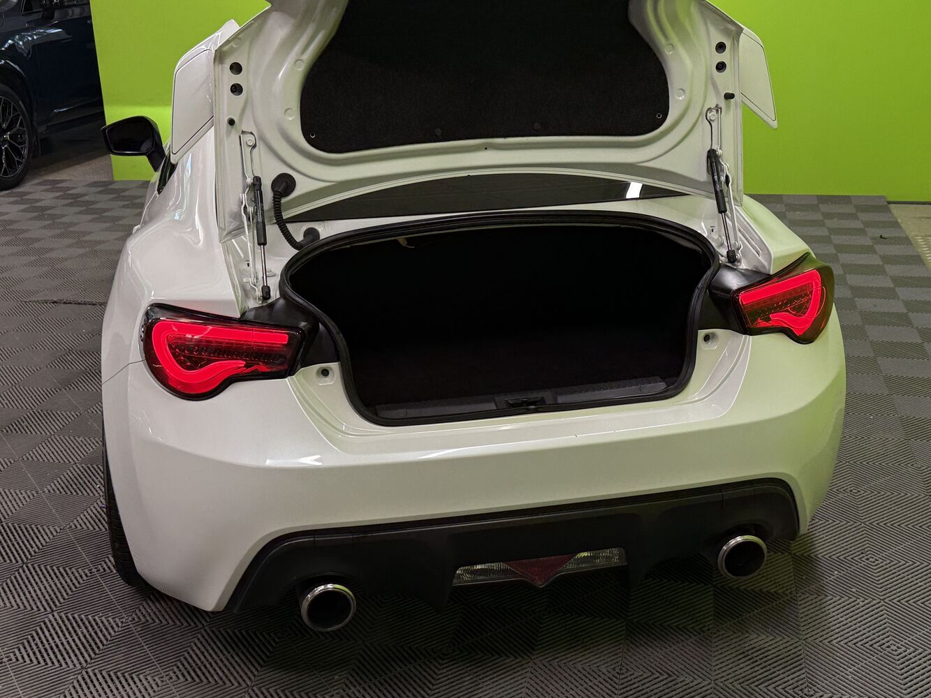 Subaru BRZ vaihtoauto
