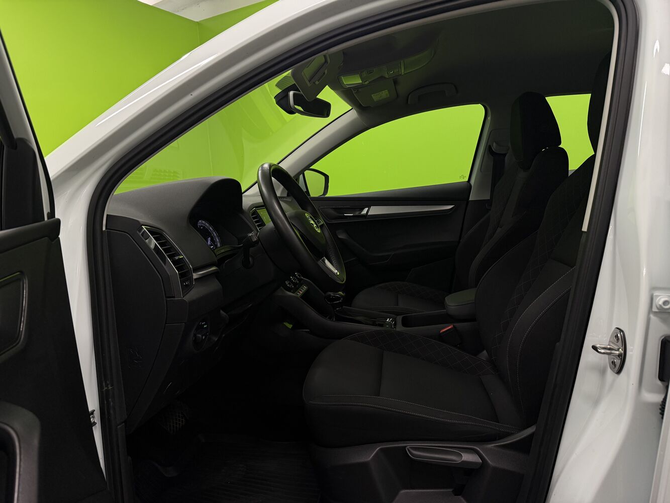 Skoda Karoq vaihtoauto