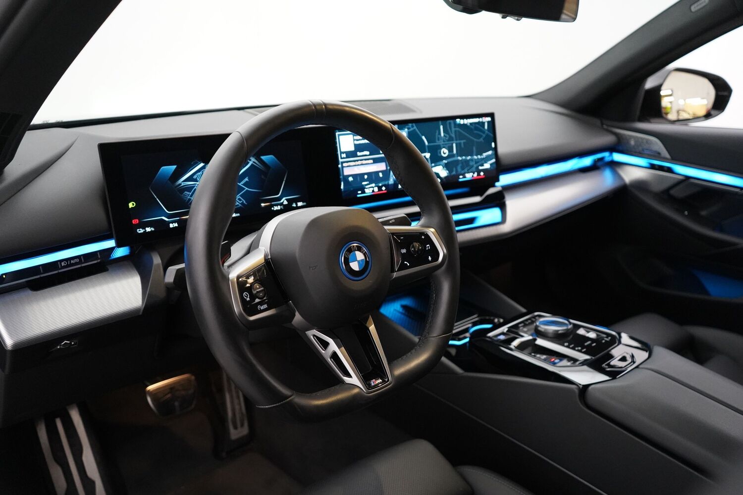 BMW i5 vaihtoauto