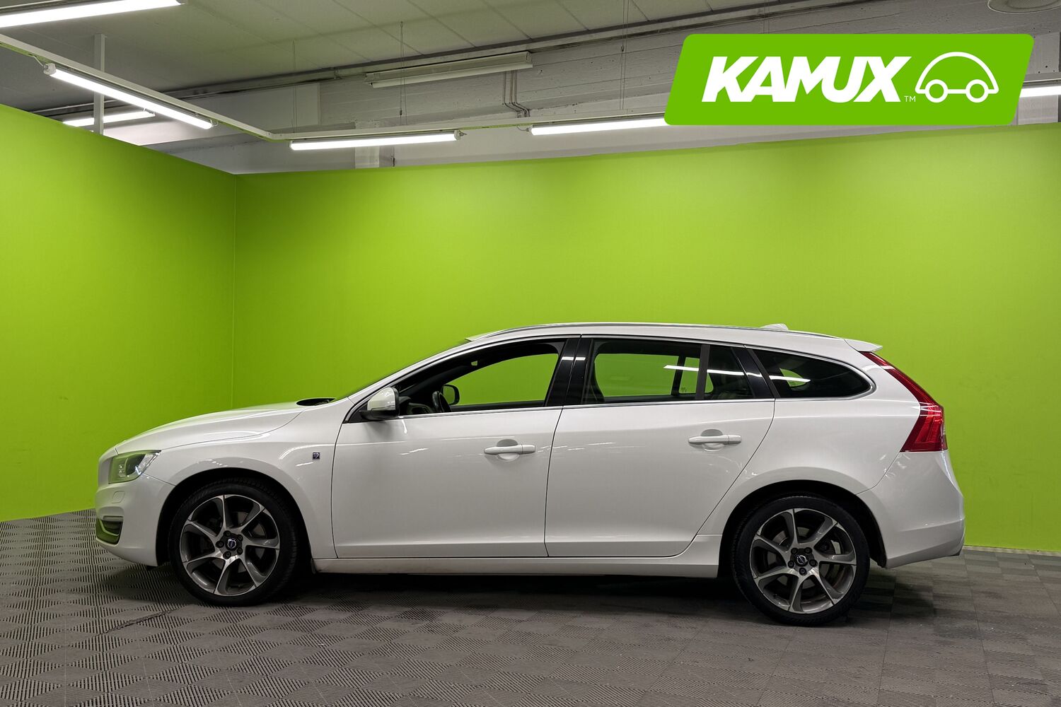 Volvo V60 vaihtoauto