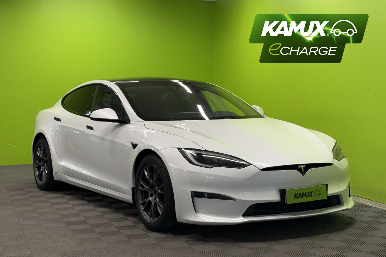 Tesla Model S vaihtoauto