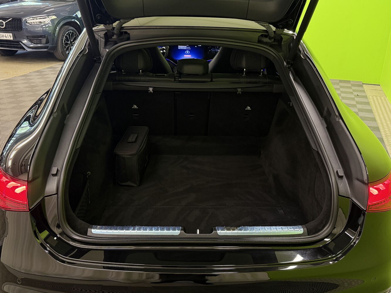 Mercedes-Benz EQS vaihtoauto
