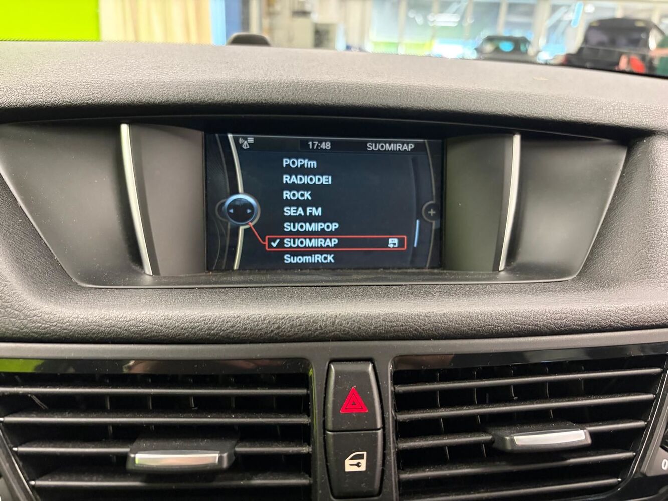 BMW X1 vaihtoauto