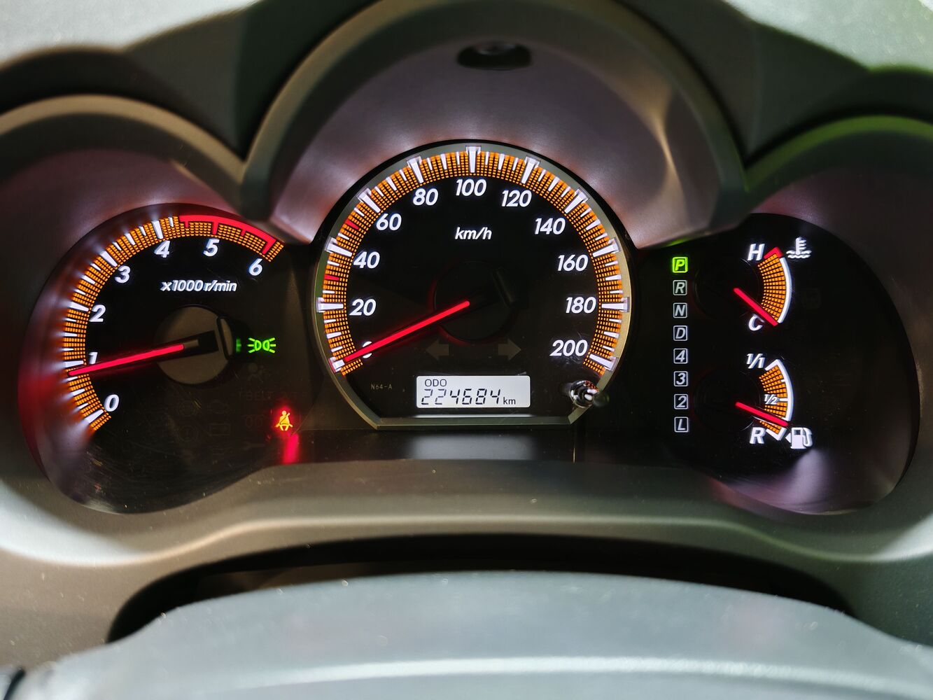 Toyota Hilux vaihtoauto