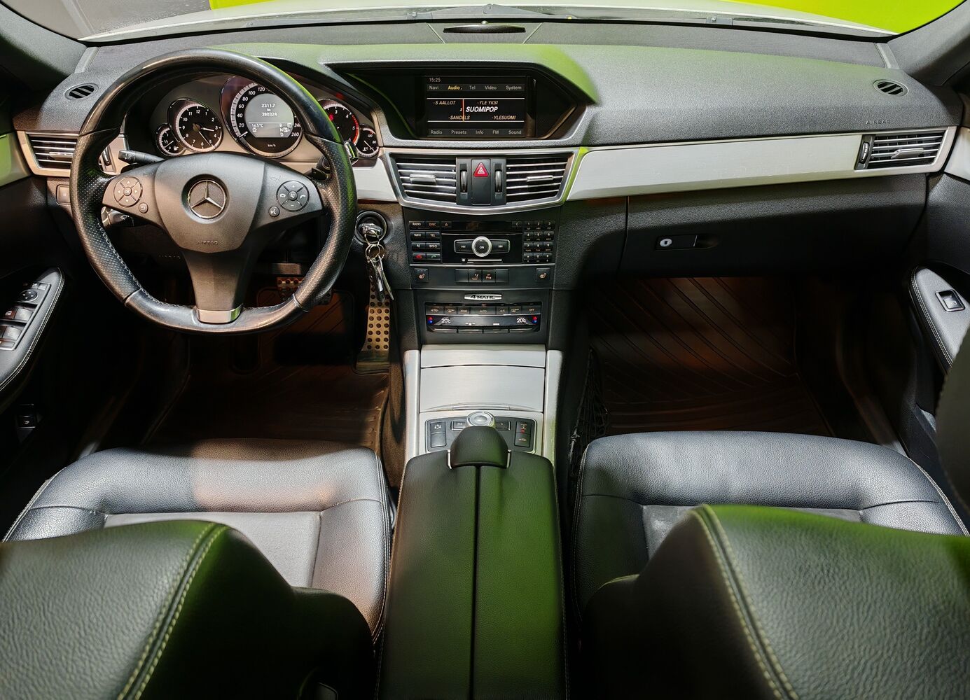 Mercedes-Benz E vaihtoauto